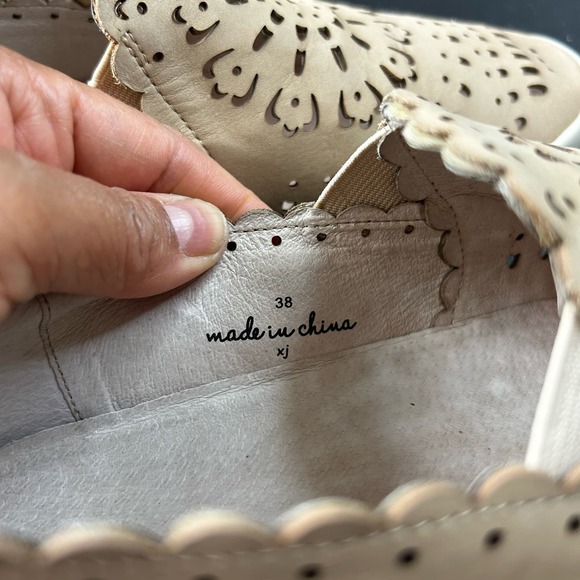 Joie Beige Nude Faux Leather Lace Laser Cut Out Almond Toe Slip On Loafer EUR 38 - Picture 4 of 12